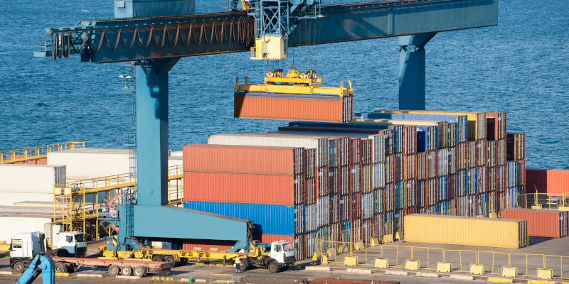 Customs & Compliance